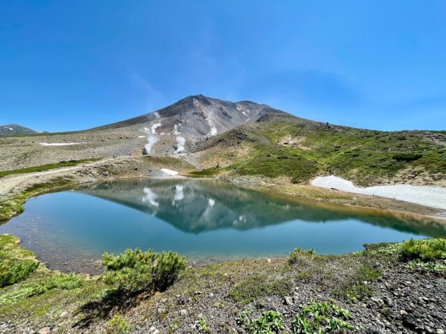 大雪山旭岳 2291m  2024/06/29
.今年の目標の山⛰️一つ達成
.カムイミンタラ神々の遊ぶ庭で私も遊ばせて頂きました
.
.
.
.
.
.
#daisetsuzan 
#daisetsuzannationalpark
#asahidake
#daisetsuzanshirakabaso 
#旭岳 
#旭岳ロープウェイ 
#旭岳登山 
#旭岳姿見の池 
#登山 
#山登り 
#山登り好きな人と繋がりたい 
#登山好きな人と繋がりたい 
#yamap 
#カムイミンタラ 
#カムイミンタラ神々の遊ぶ庭 
#北海道 
#hokkaido_lovers 
#hokkaido_love